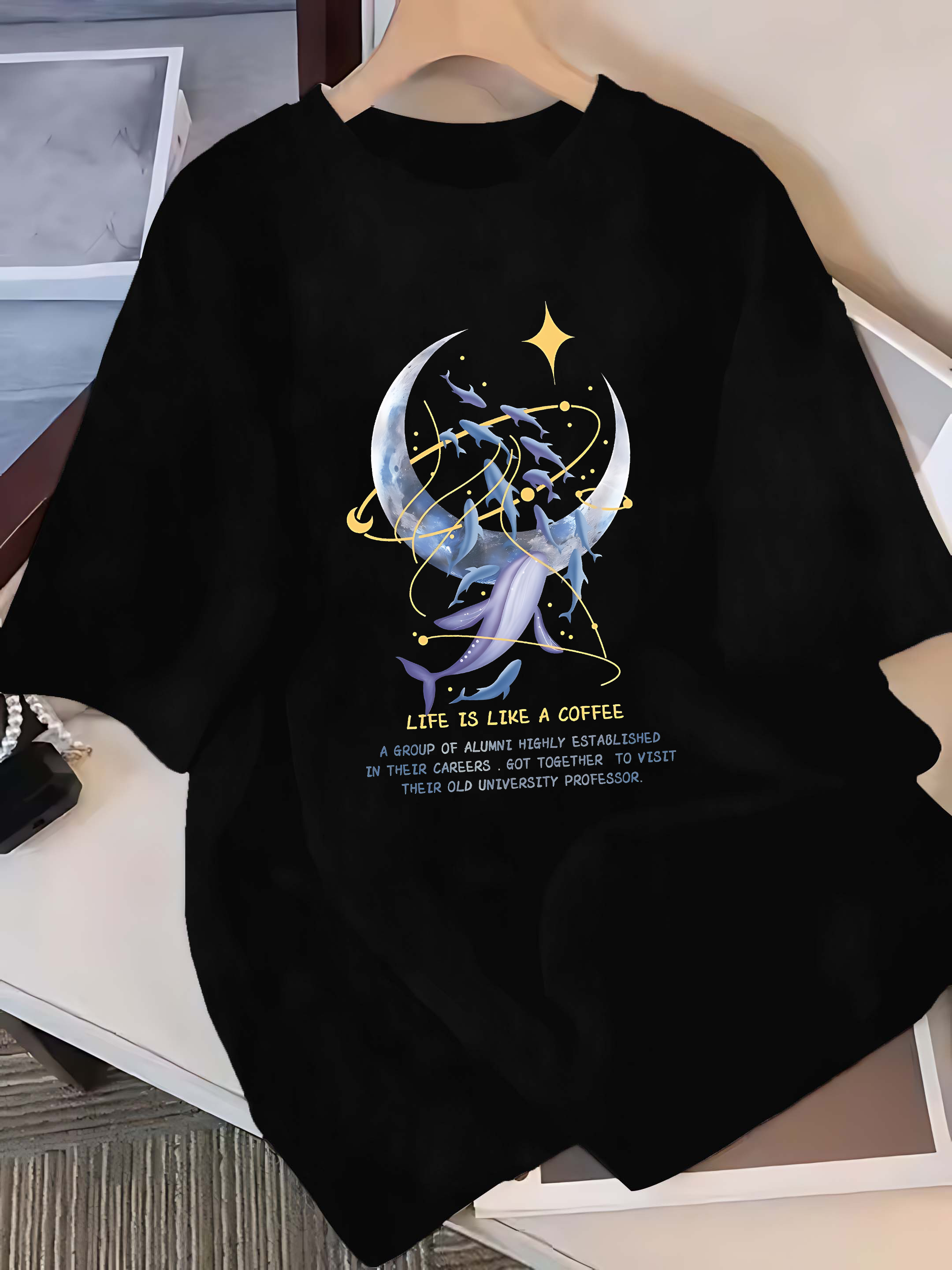 The Image Features A Dreamy Wh - đánh giá và giá Summer Clothing Images